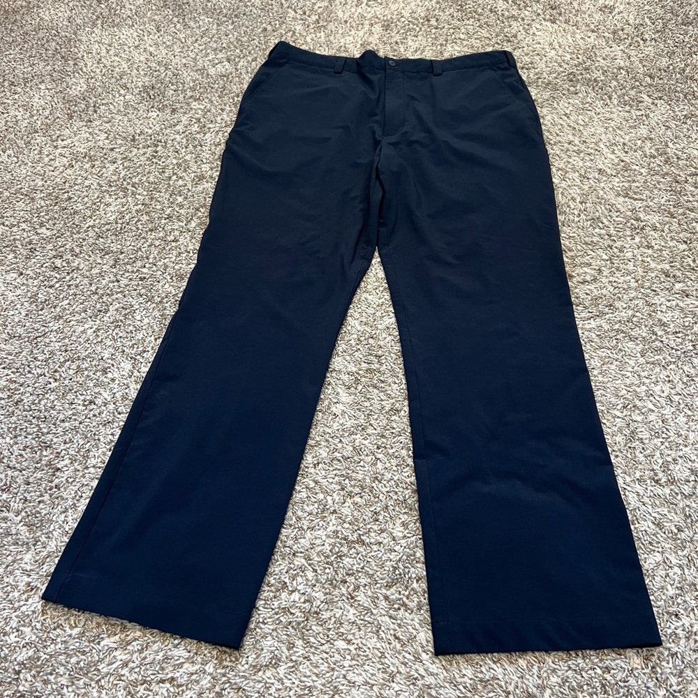 NWOT Cutter and Buck Performance Pants 36”x32”